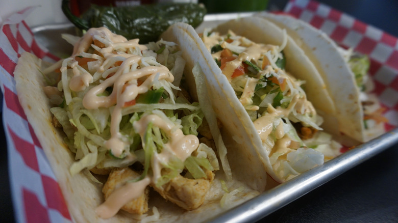 Σαλάτα Caesar σε tacos