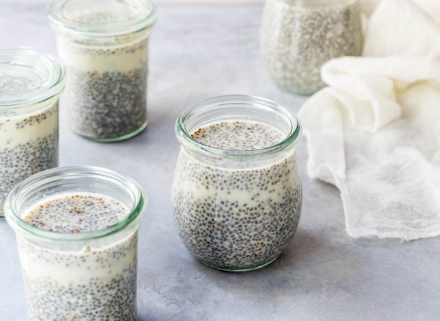 πορτοκαλί κρέμα chia πουτίγκα
