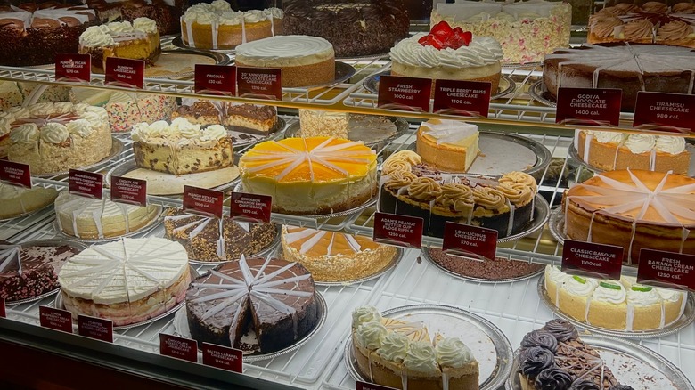 Cheesecake Factory Cheesecake Display